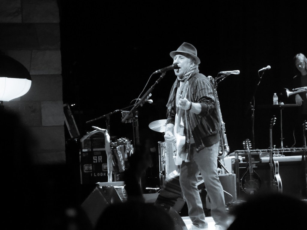 paul simon tuft